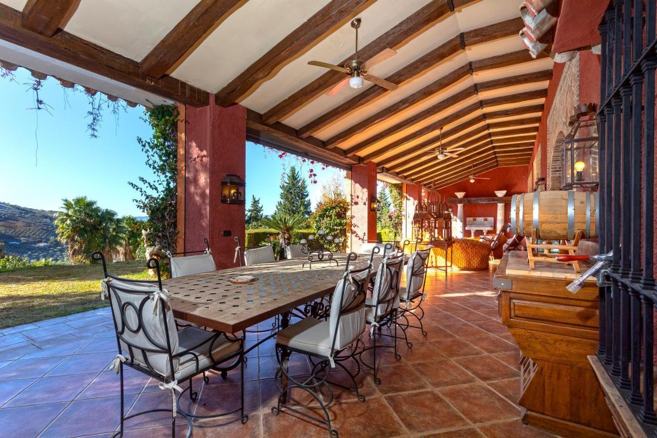 Casa Flores Con Piscina Interior Climatizada Alcaucin Bagian luar foto