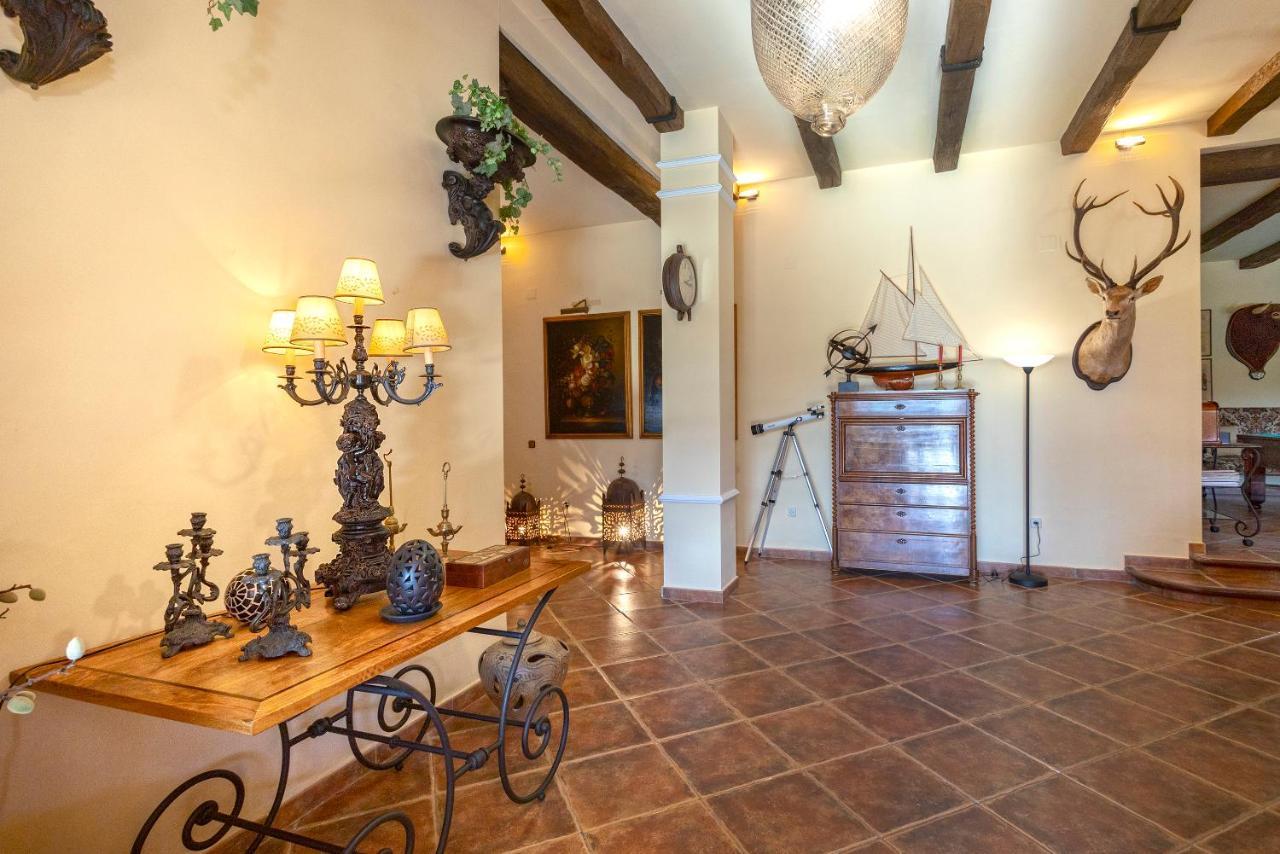 Casa Flores Con Piscina Interior Climatizada Alcaucin Bagian luar foto
