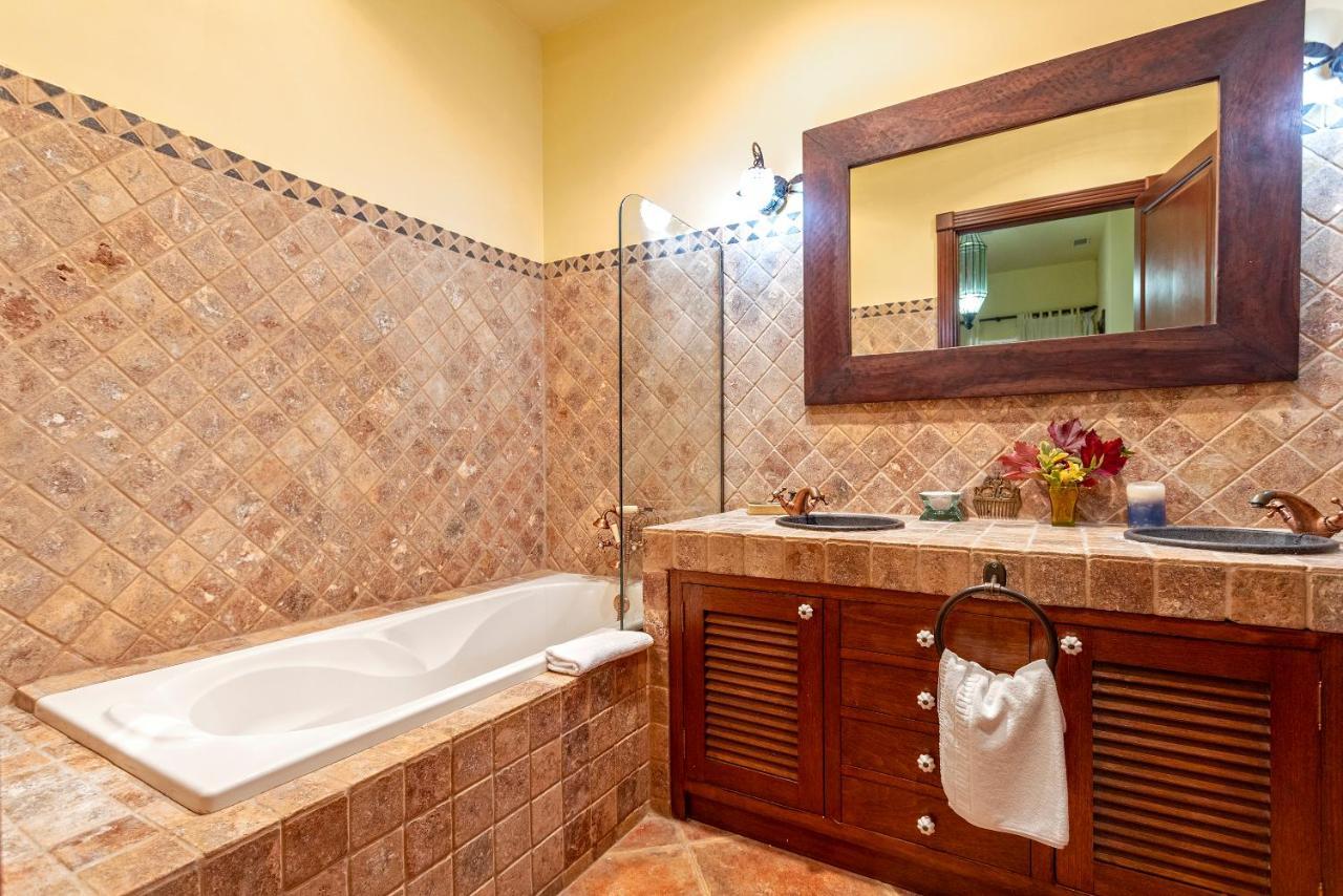 Casa Flores Con Piscina Interior Climatizada Alcaucin Bagian luar foto