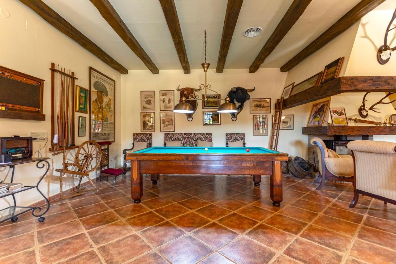 Casa Flores Con Piscina Interior Climatizada Alcaucin Bagian luar foto