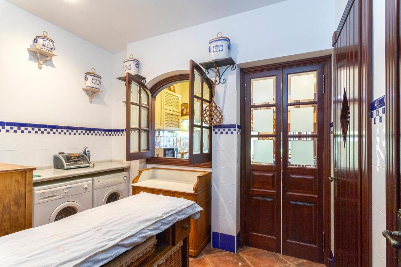 Casa Flores Con Piscina Interior Climatizada Alcaucin Bagian luar foto